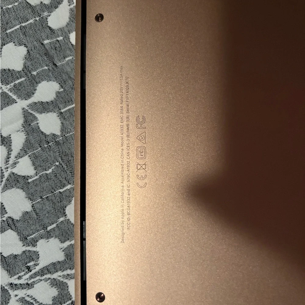 MacBook Air 2018 Gold 13in 256gb